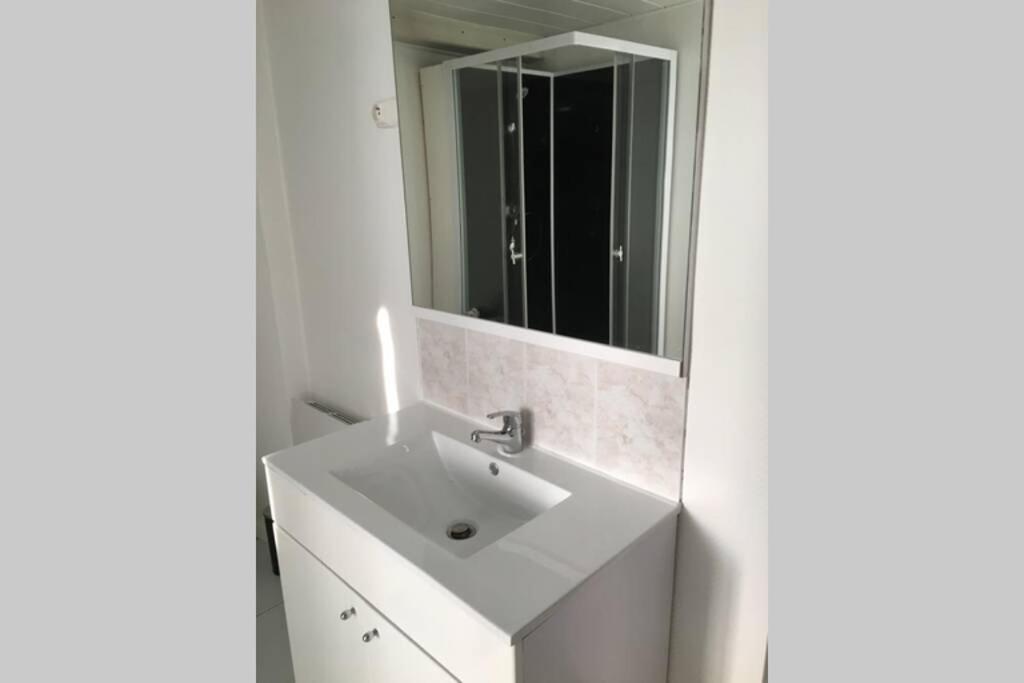 Studio Lumineux Centre-Ville D Albert Apartment Ngoại thất bức ảnh